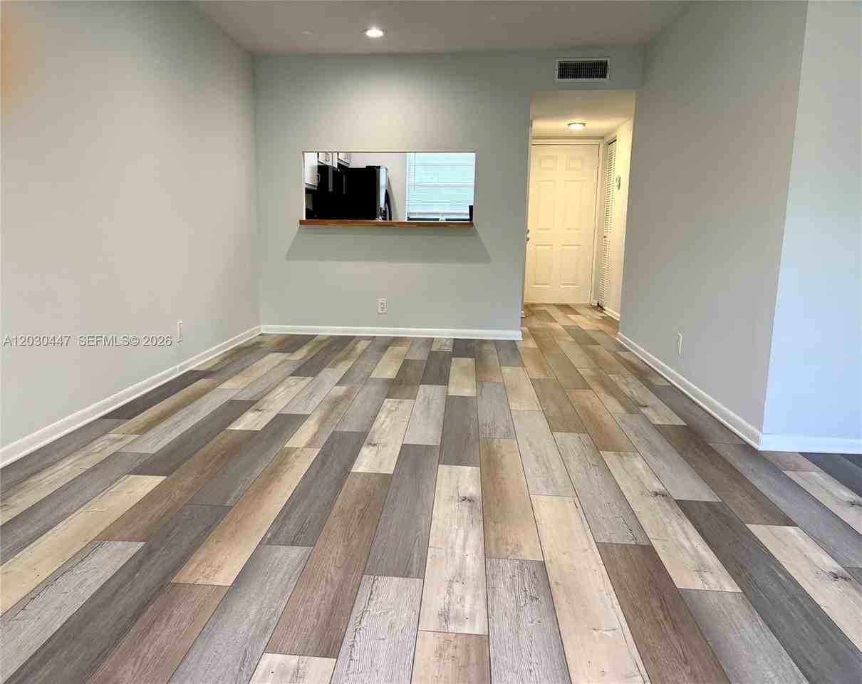 6832 Palmetto Cir S #201 - Photo 3 of 14