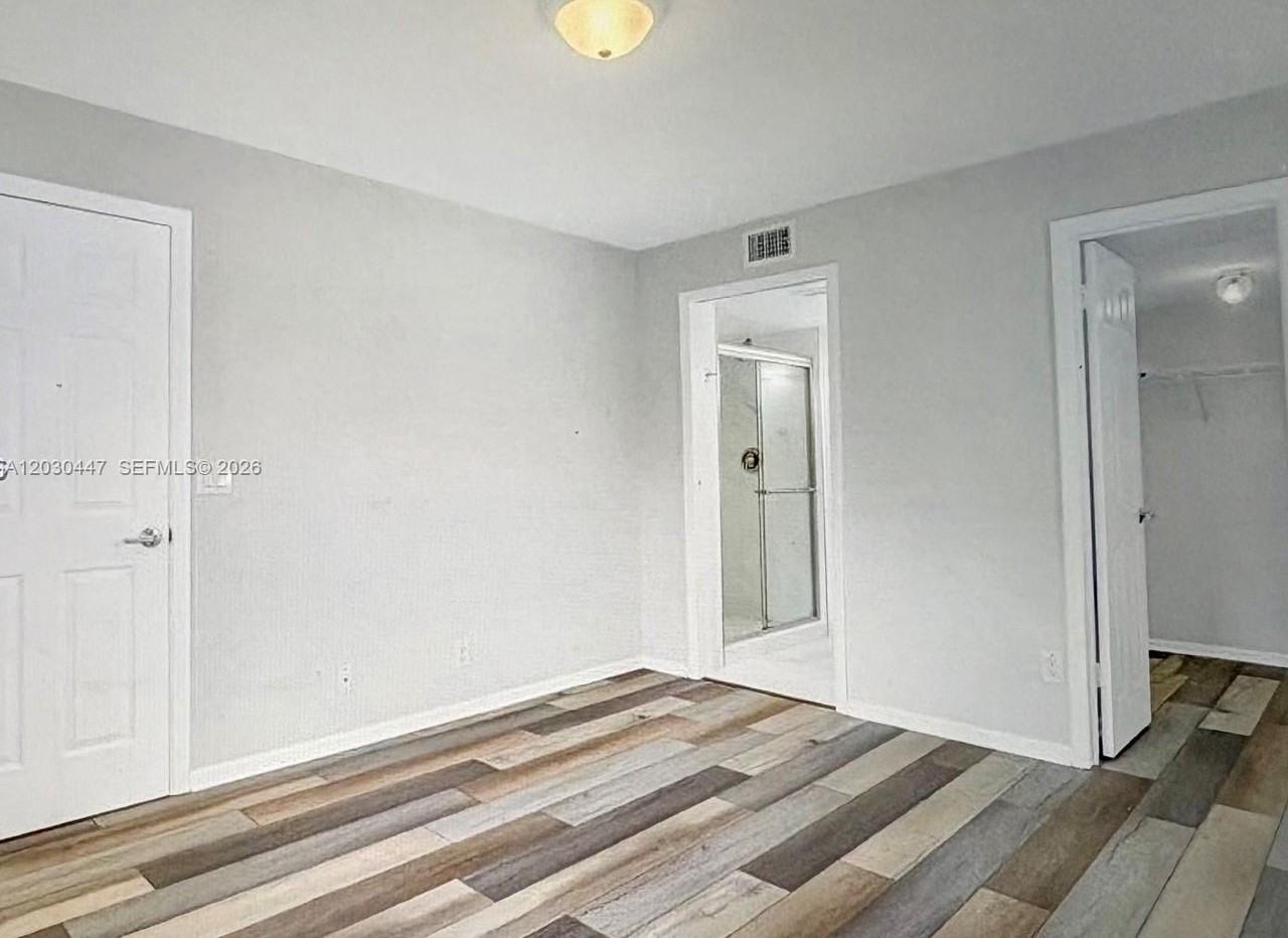 6832 Palmetto Cir S #201 - Photo 7 of 14