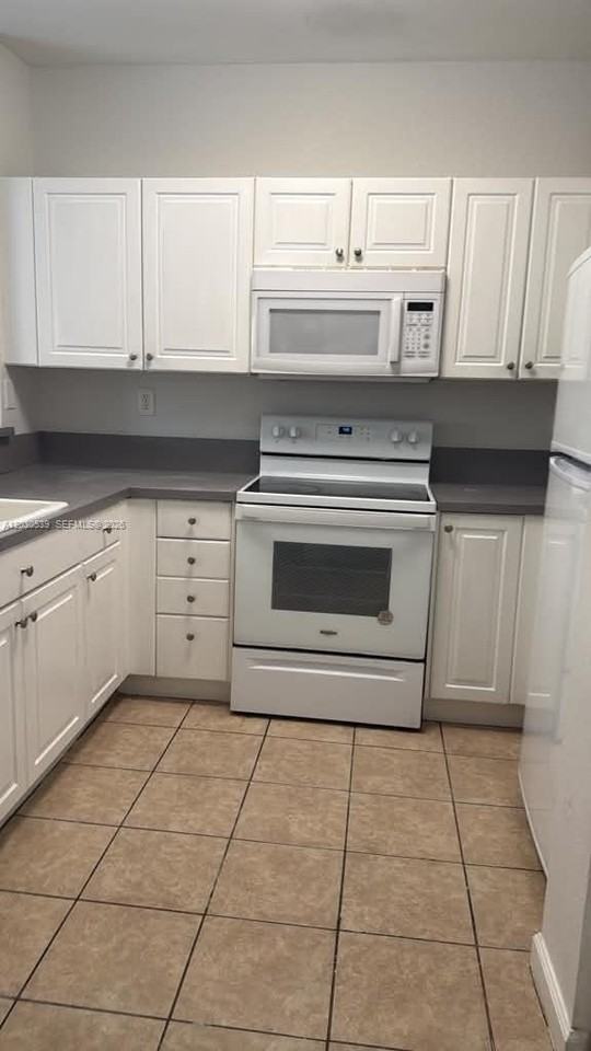 1398 Ne 33rd Ave #101-25 - Photo 4 of 18