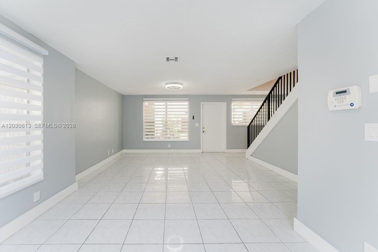 2570 Coral Springs Dr #2570 - Photo 2 of 38