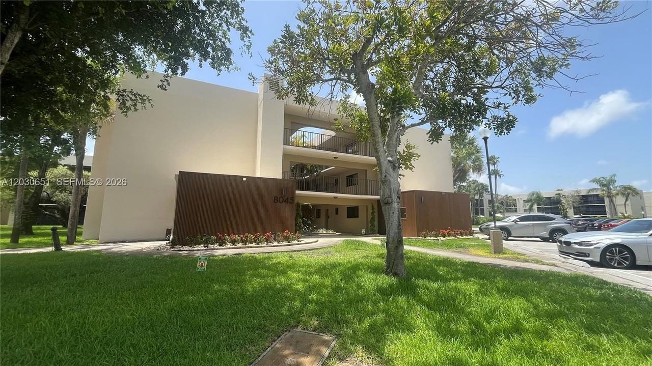 8045 Sw 107th Ave #217