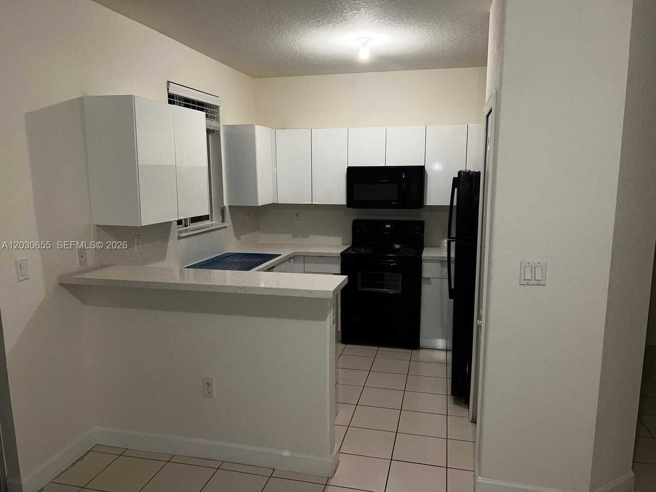 2330 Se 10th St #2330 - Photo 3 of 33
