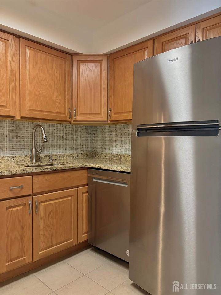 43 Deerberry Ln - Photo 4 of 19