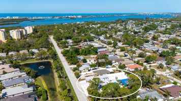 featured image of 1899 Vamo Way