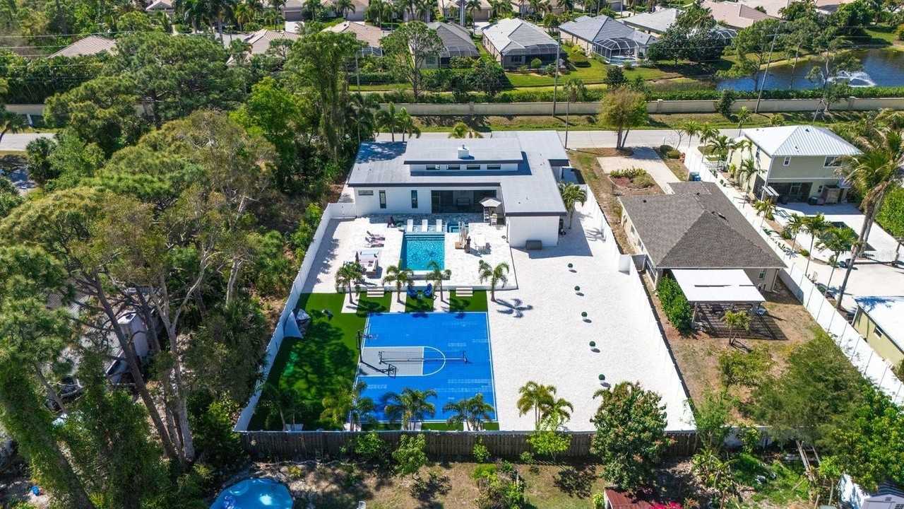 1899 Vamo Way - Photo 2 of 50