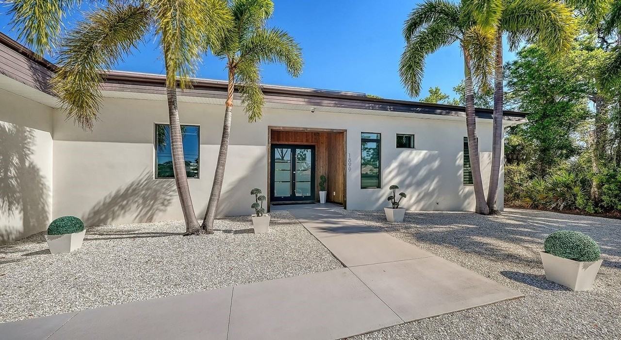 1899 Vamo Way - Photo 4 of 50