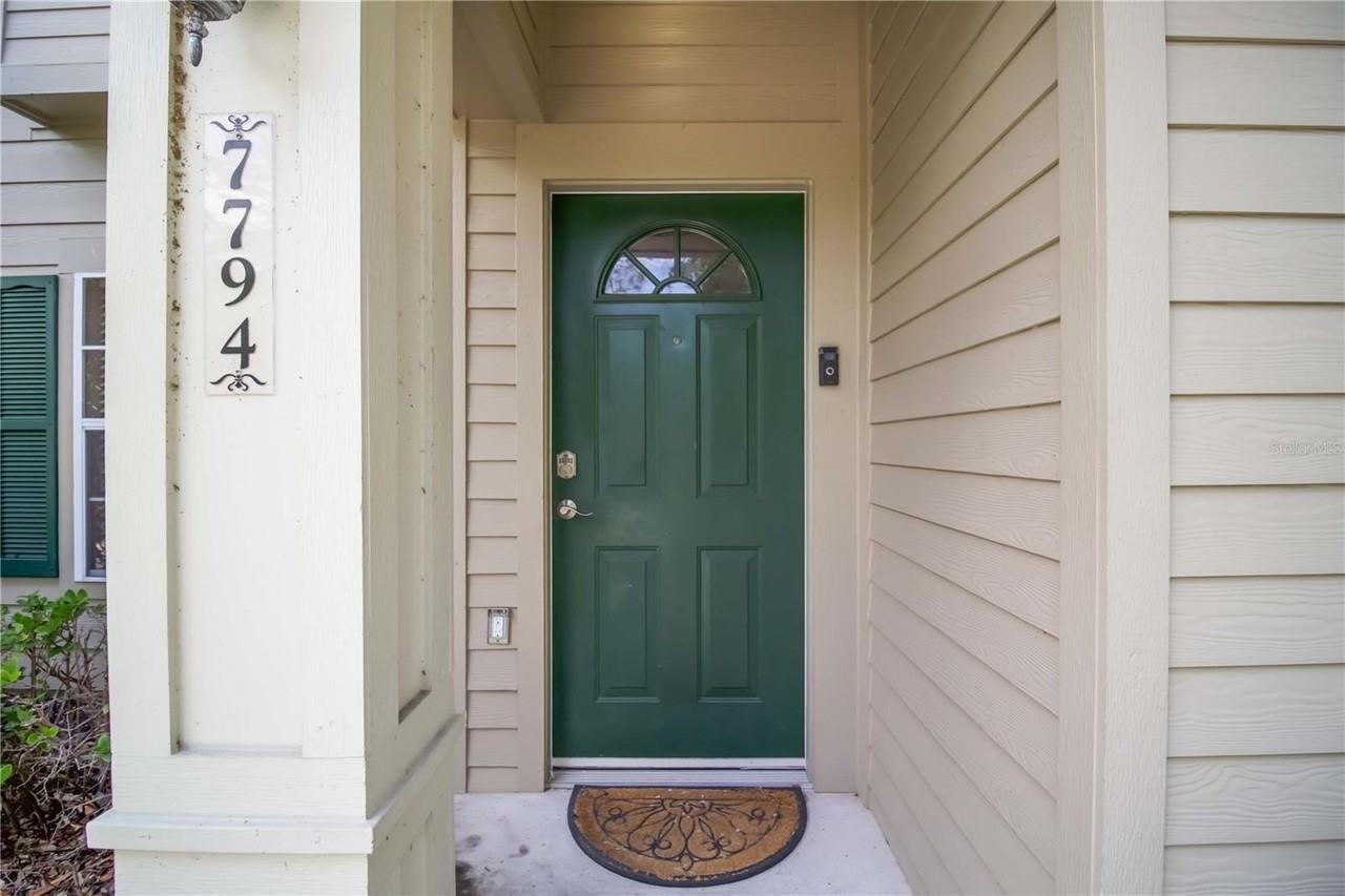 7794 Plantation Cir - Photo 2 of 17