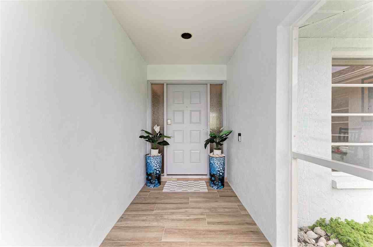 405 Bayside Ln - Photo 5 of 50
