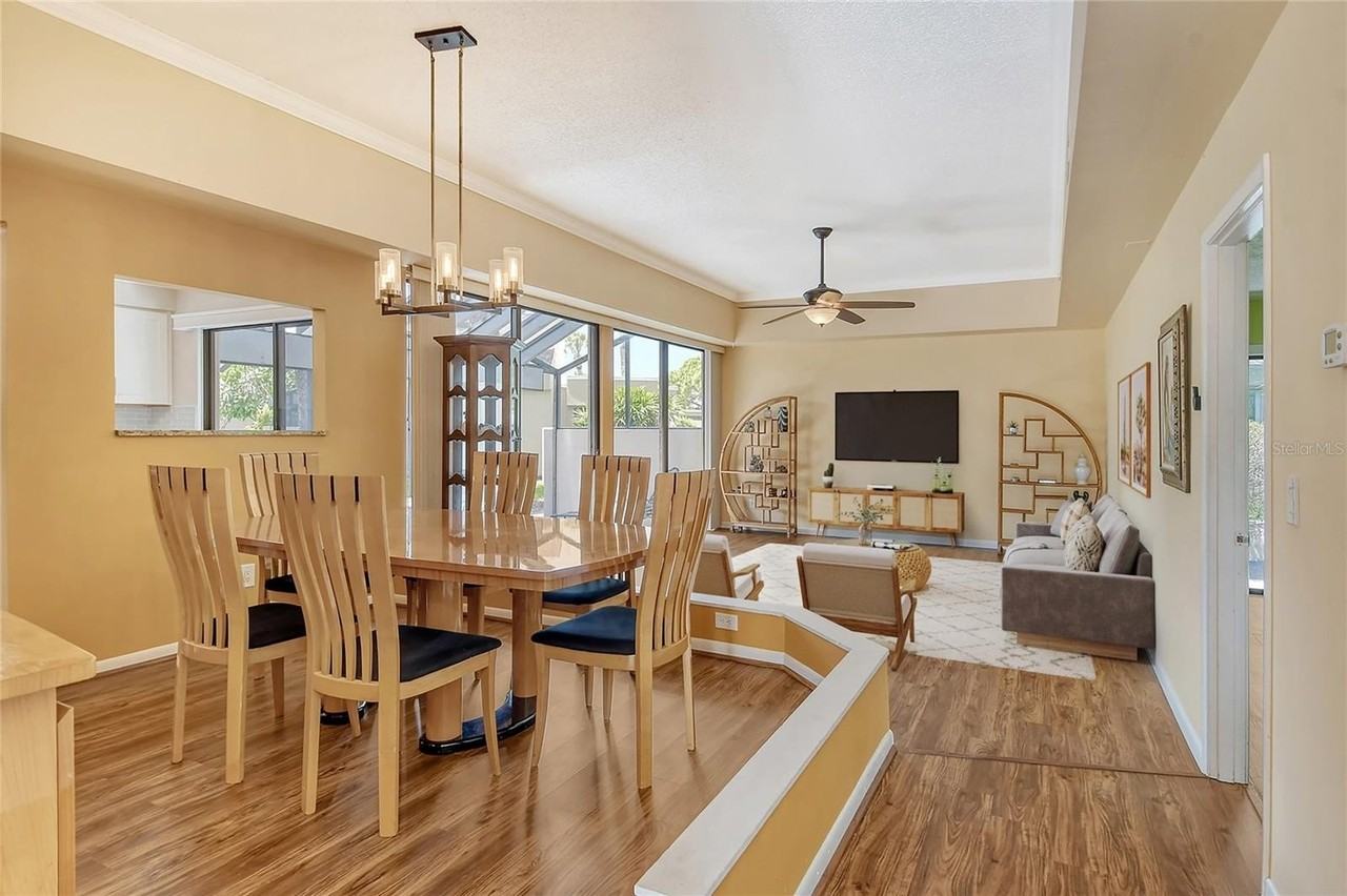 2517 Glebe Farm Close #H2 - Photo 5 of 50