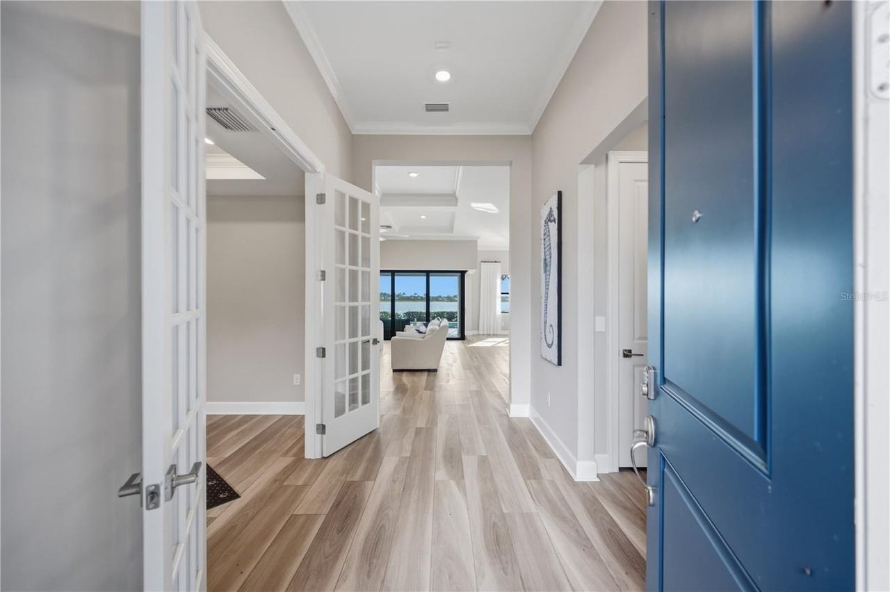 7849 Mainsail Ln - Photo 6 of 50