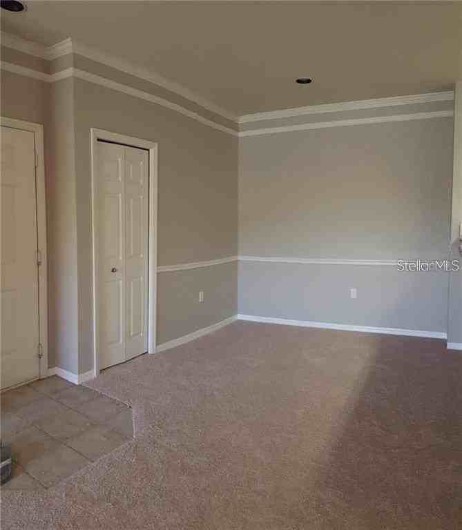 5152 Northridge Rd #204 - Photo 6 of 20