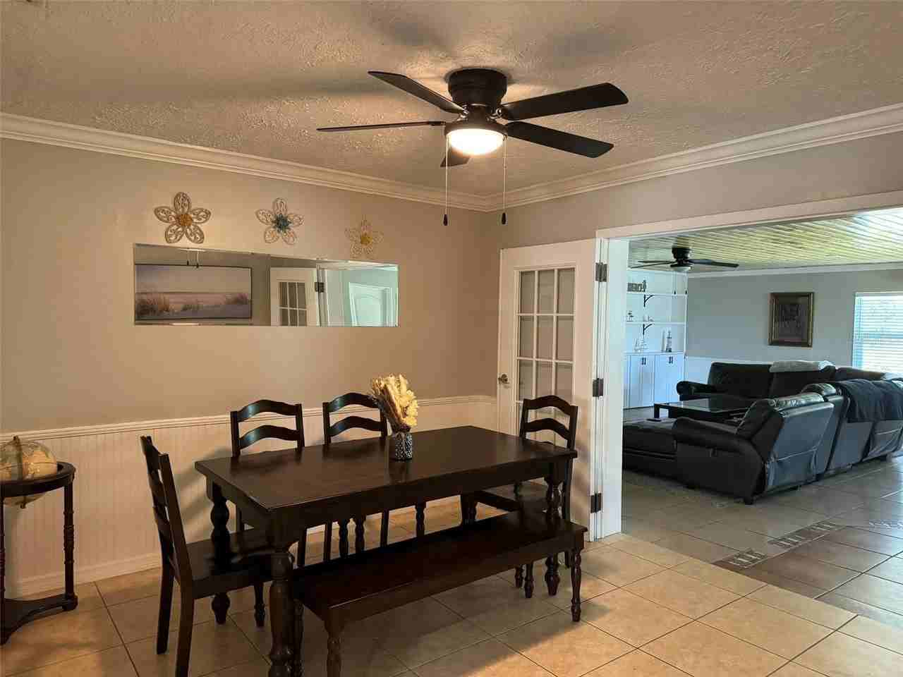 2811 Poinciana Ct - Photo 6 of 22