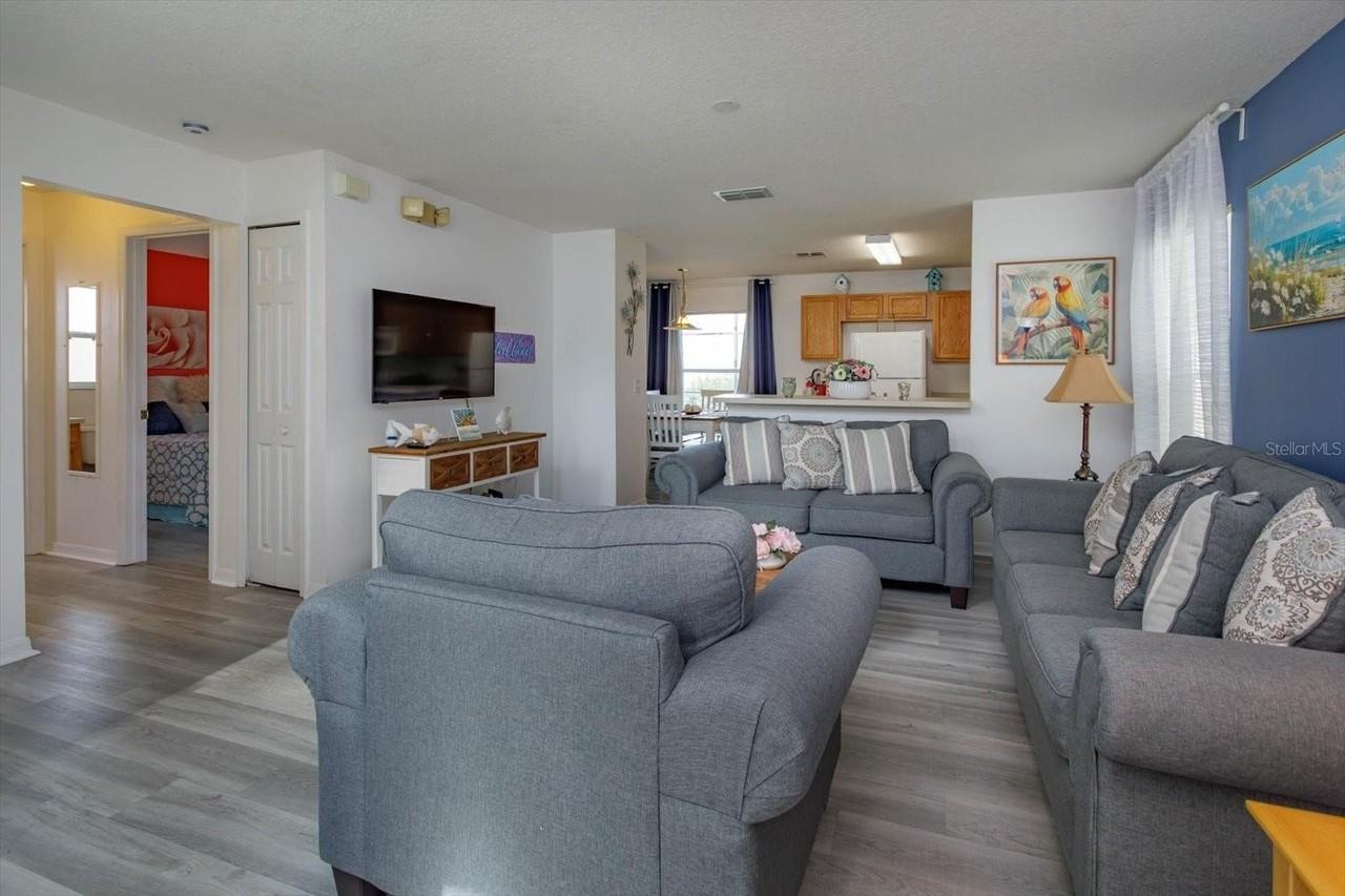 2628 Hemingway Ave - Photo 2 of 15