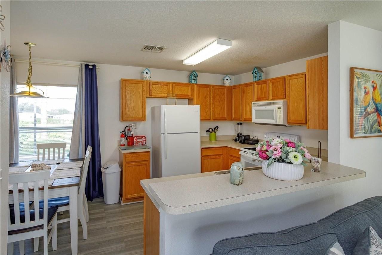 2628 Hemingway Ave - Photo 5 of 15