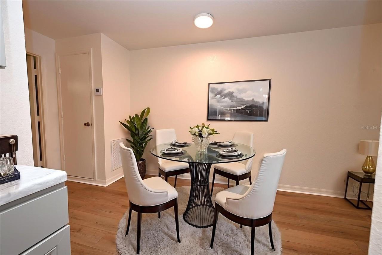 613 Robin Rd #3 - Photo 7 of 19