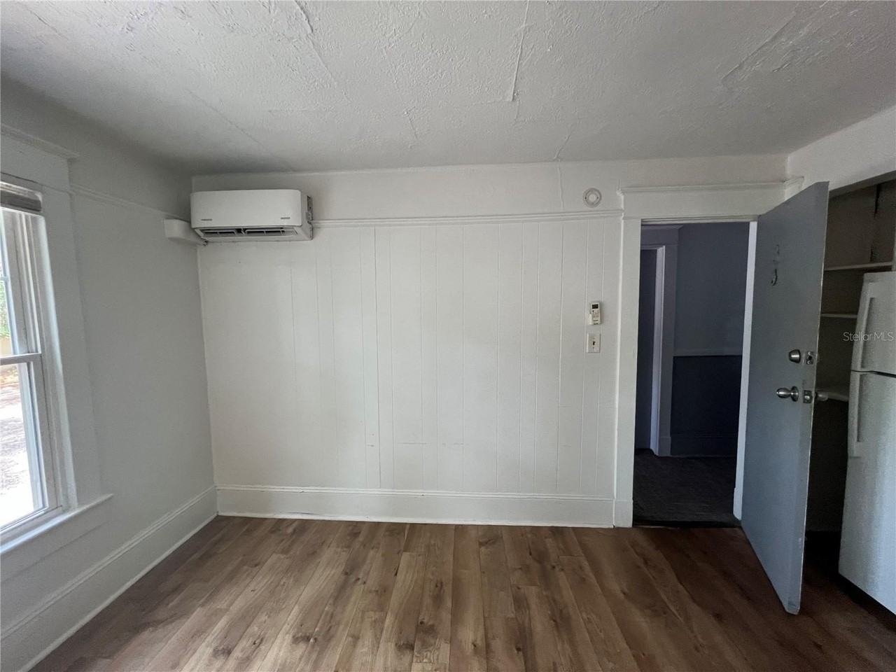 510 E Jackson St #3 - Photo 4 of 12