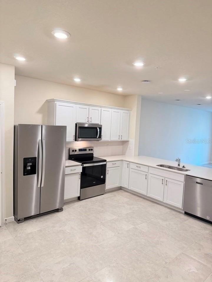2817 Bright Bird Ln - Photo 3 of 37