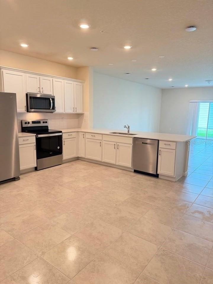 2817 Bright Bird Ln - Photo 6 of 37