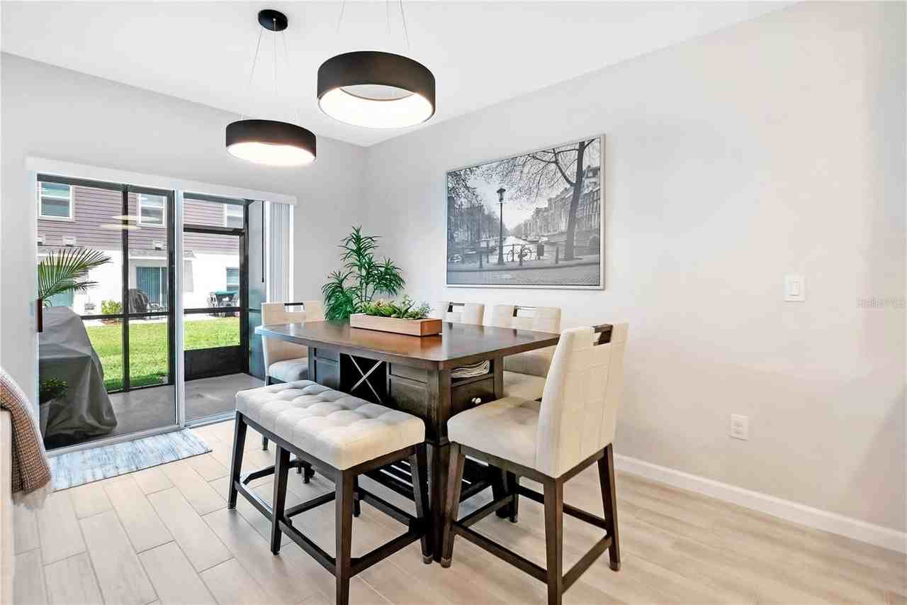 14808 Harvest St - Photo 4 of 29