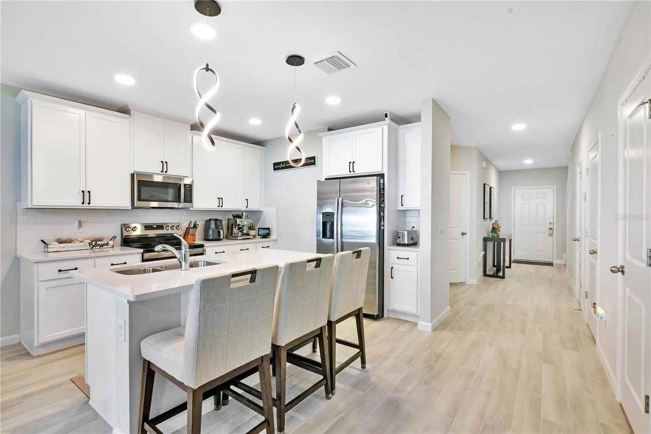 14808 Harvest St - Photo 6 of 29