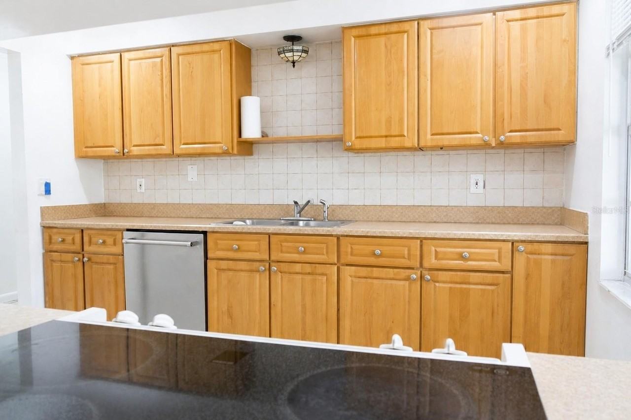 134 Beechwood Ln - Photo 4 of 17