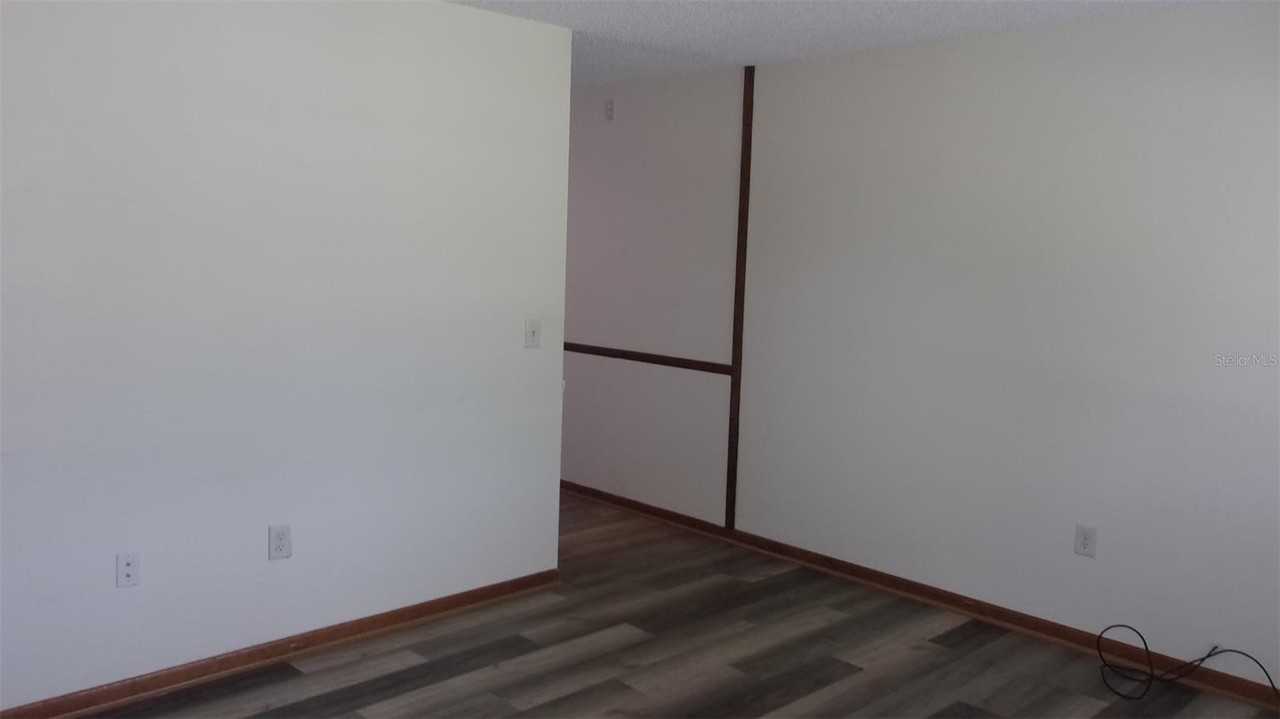 10081 Sw 97th Ct - Photo 3 of 17