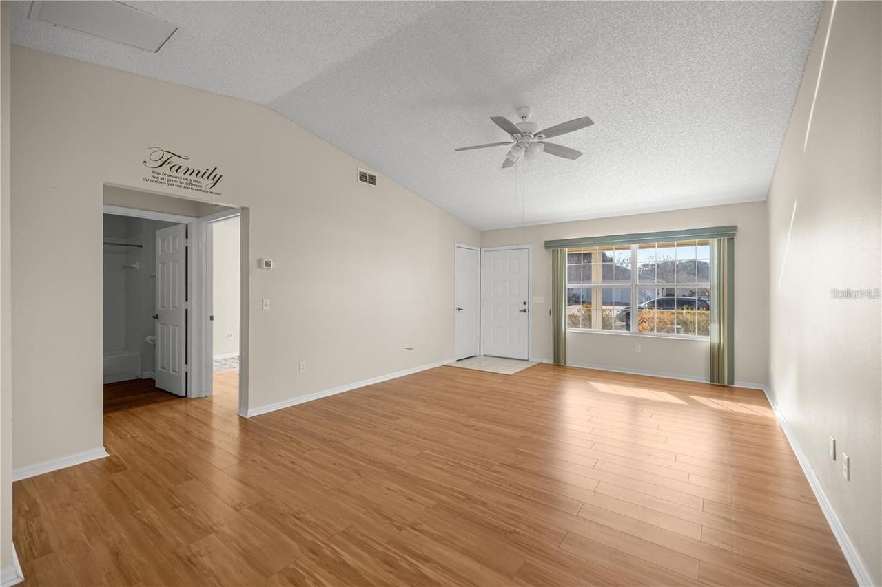 8478 Sw 61st Terrace Rd - Photo 3 of 30