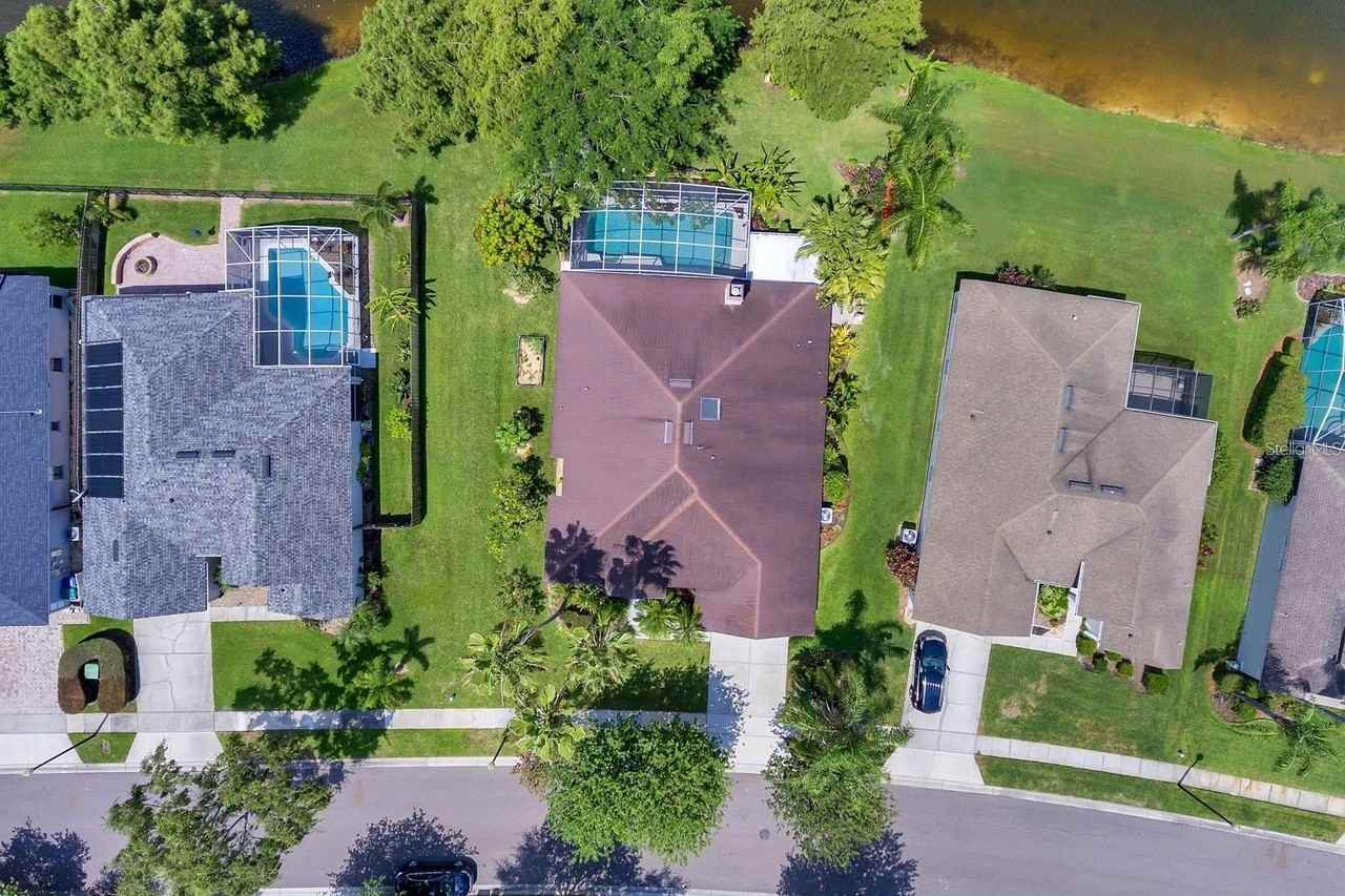 13903 Bluewater Cir - Photo 7 of 35