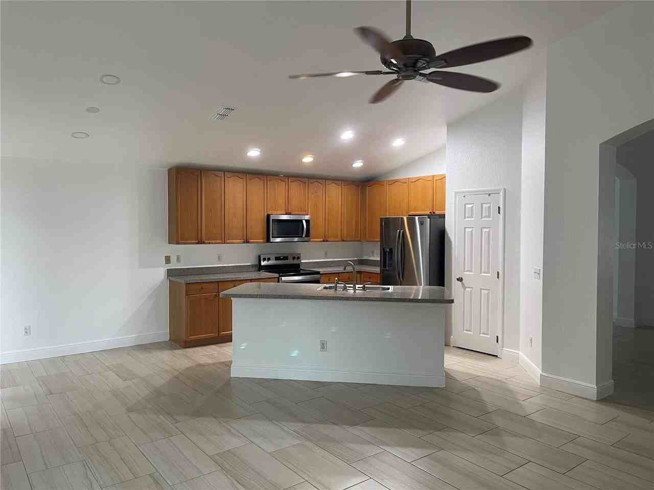 2942 Conner Ln - Photo 5 of 26