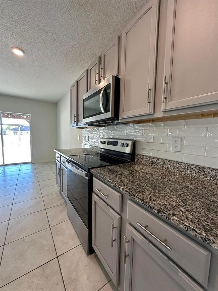 5287 Bracks Landing Dr - Photo 4 of 22
