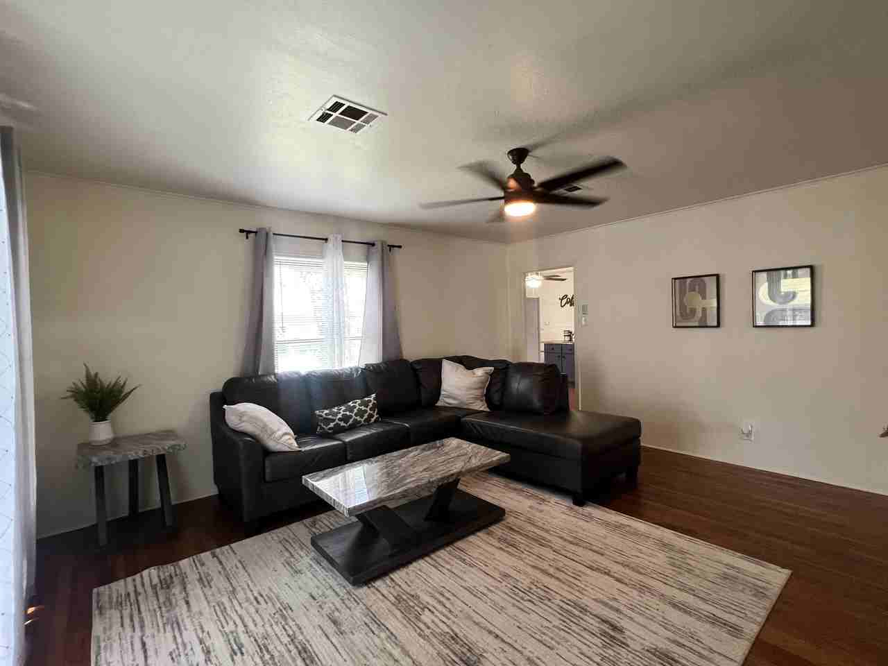 1519 S 43rd St #1 - Photo 4 of 26