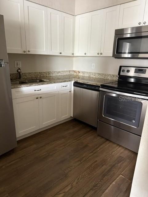 673 Haven Pl #673 - Photo 3 of 5