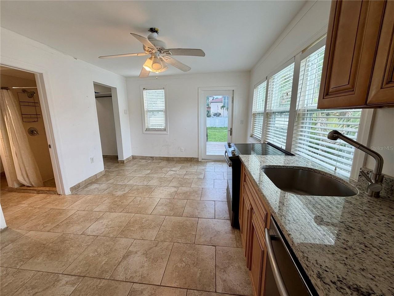 181 73rd Ave #A - Photo 2 of 10