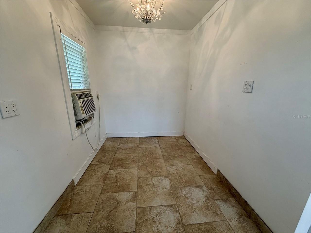 181 73rd Ave #A - Photo 6 of 10