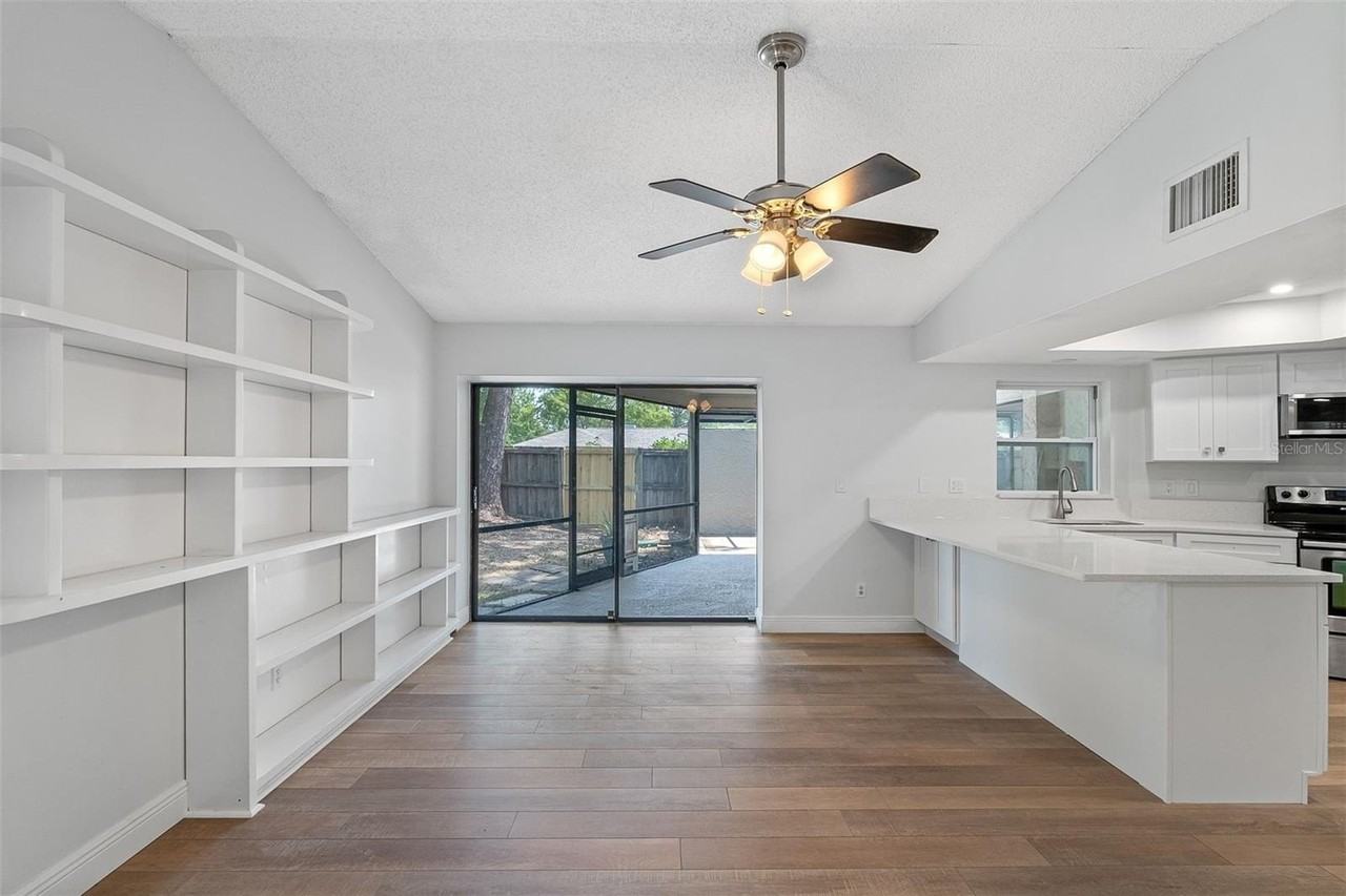3601 Fairway Forest Cir - Photo 7 of 25