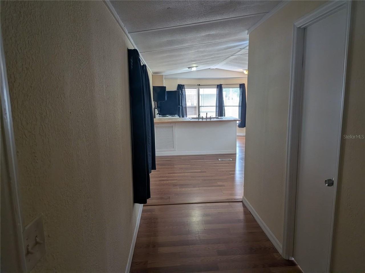 3030 Beaver Creek Dr - Photo 3 of 16