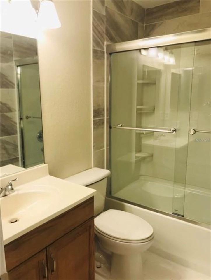 7441 Carmel Ave - Photo 3 of 11