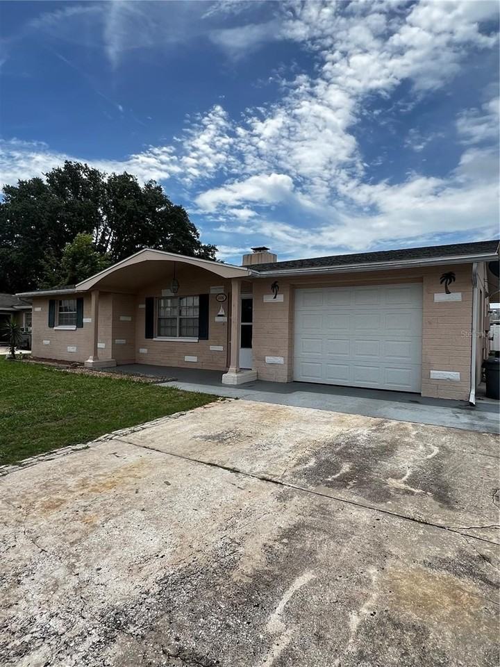 5606 Mirada Dr - Photo 2 of 12