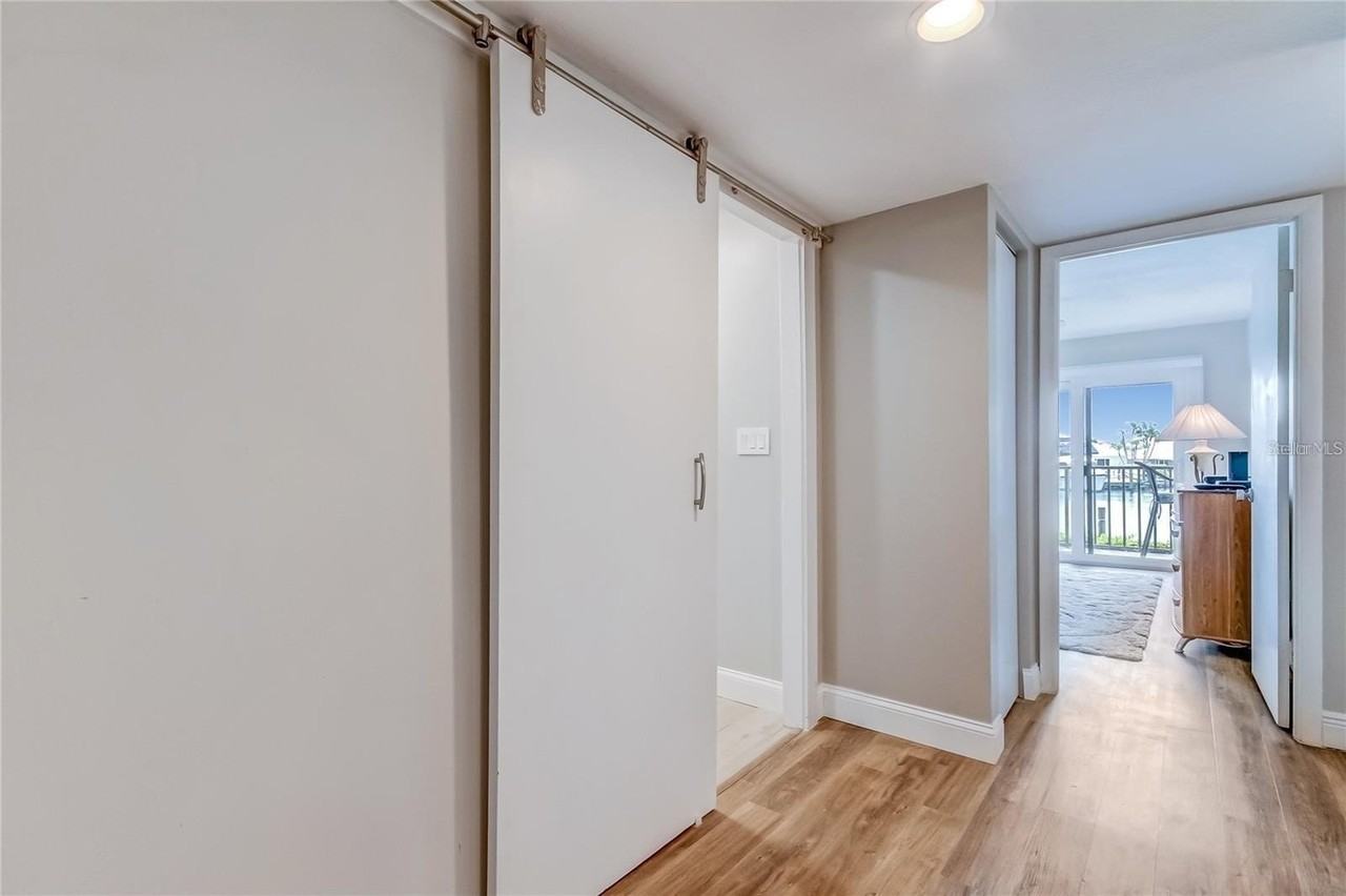 51 Island Way #104 - Photo 7 of 50