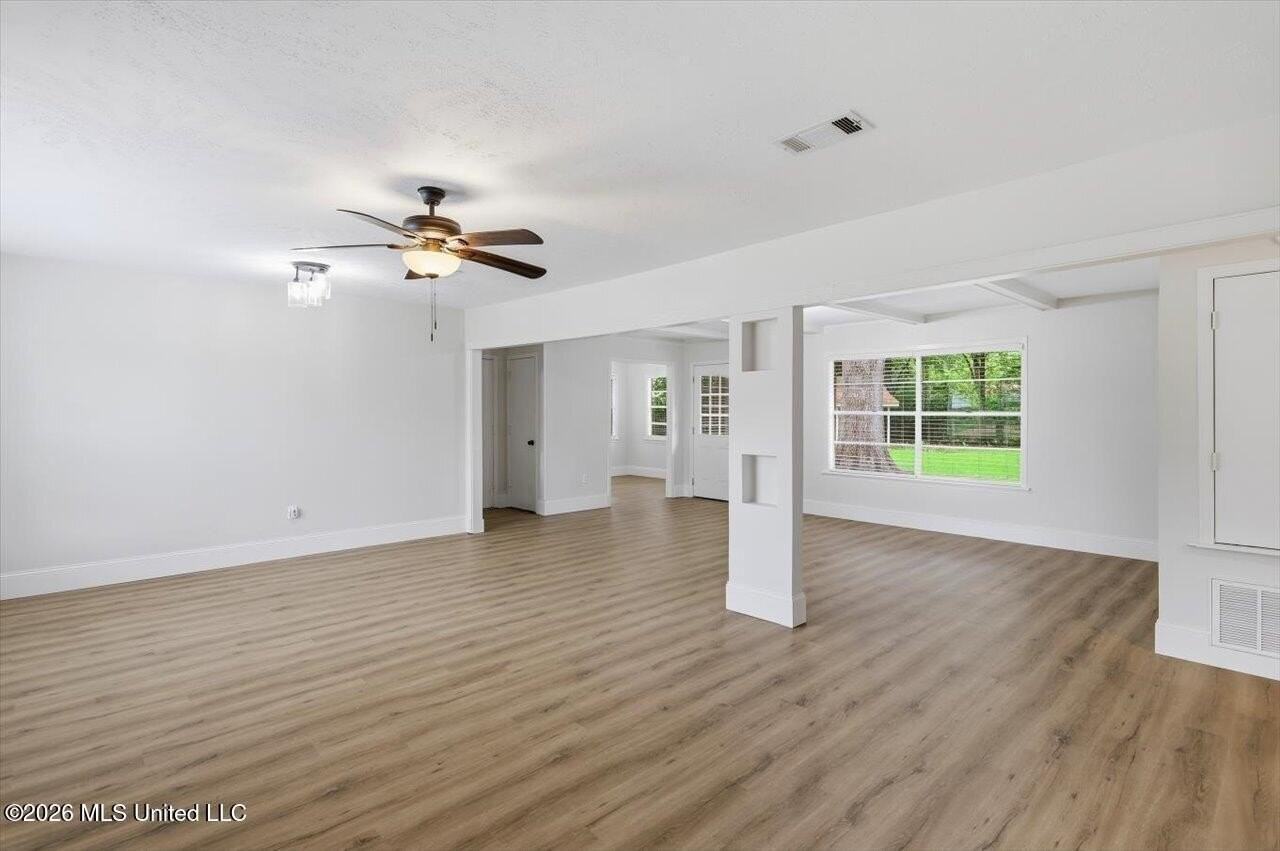 3626 Wilcox Dr - Photo 5 of 33