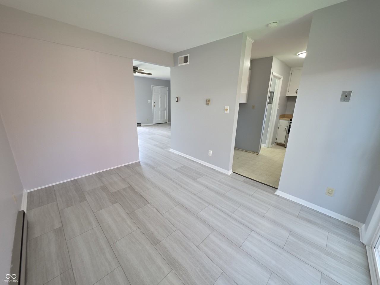 4929 Mount Vernon Dr - Photo 5 of 18