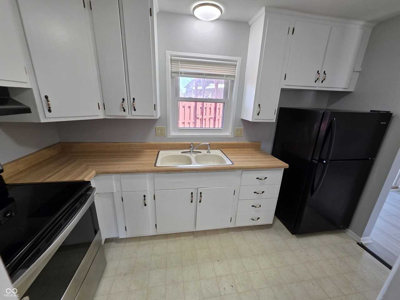 4929 Mount Vernon Dr - Photo 7 of 18