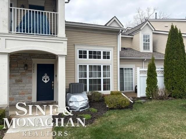 25590 Sun Sail Ct