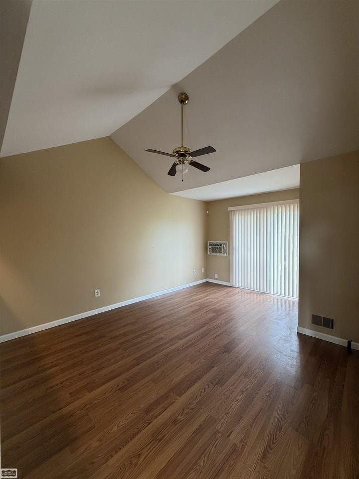 31867 Nardelli Ln - Photo 4 of 12
