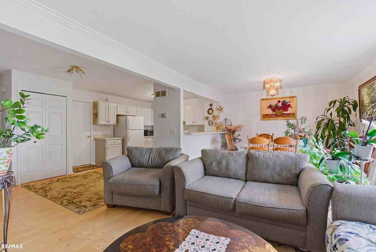 1288 Jay St - Photo 3 of 37