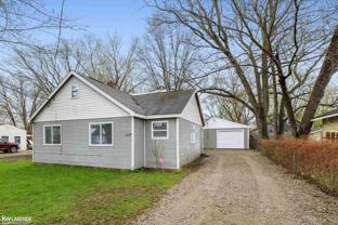 2105 Lambden Rd - Photo 1 of 1