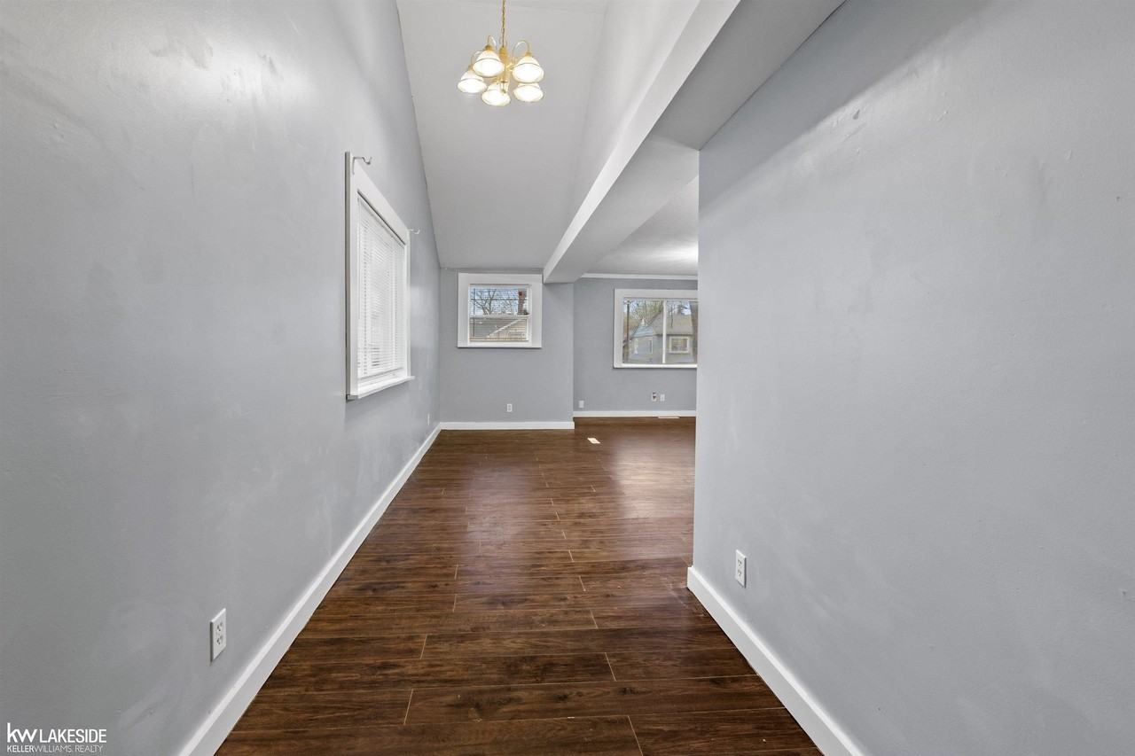 2105 Lambden Rd - Photo 5 of 22