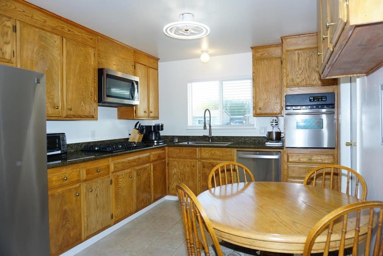 2463 Borax Dr - Photo 5 of 13