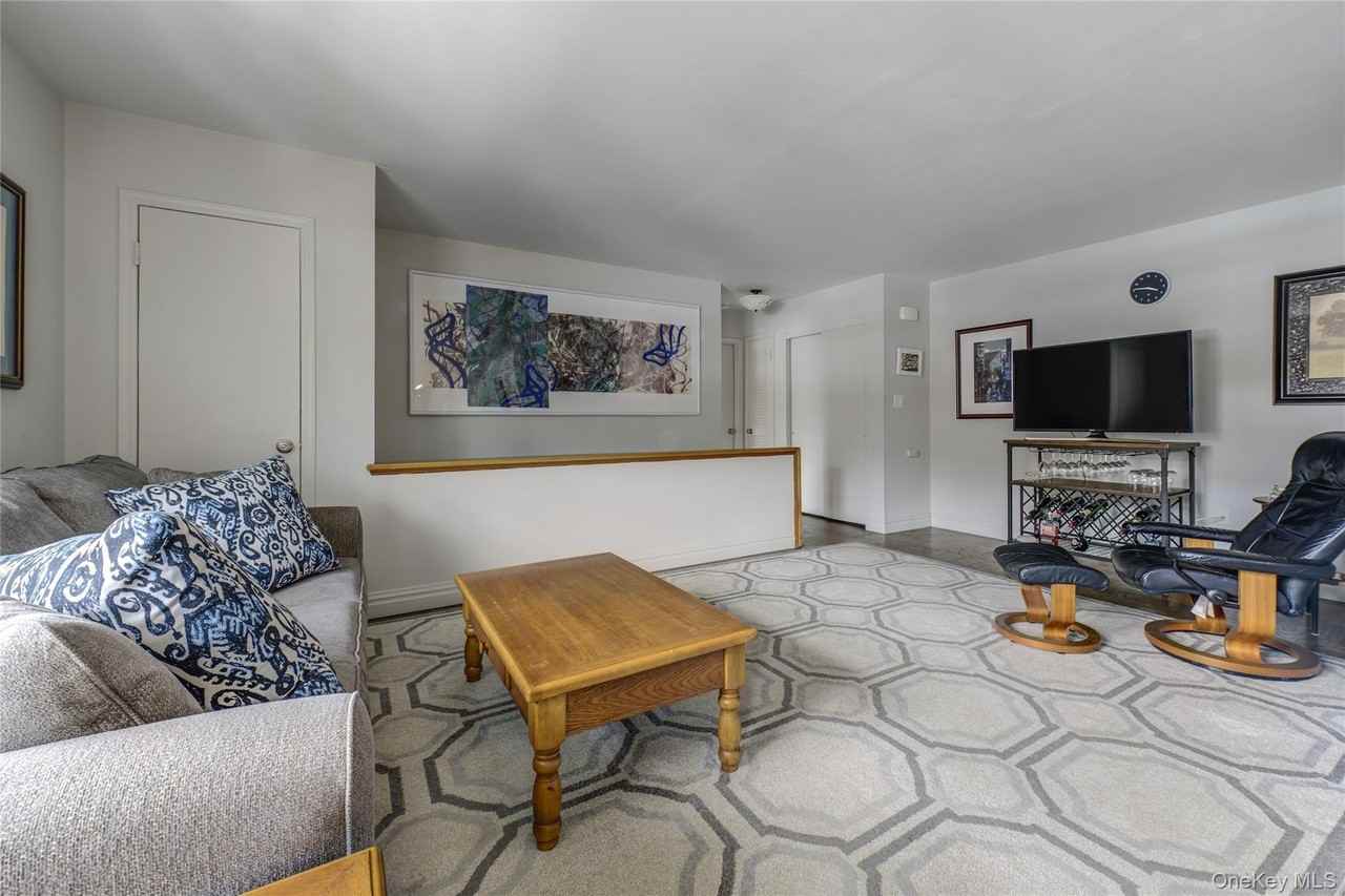 1 Anchorage Ln #2B - Photo 4 of 15