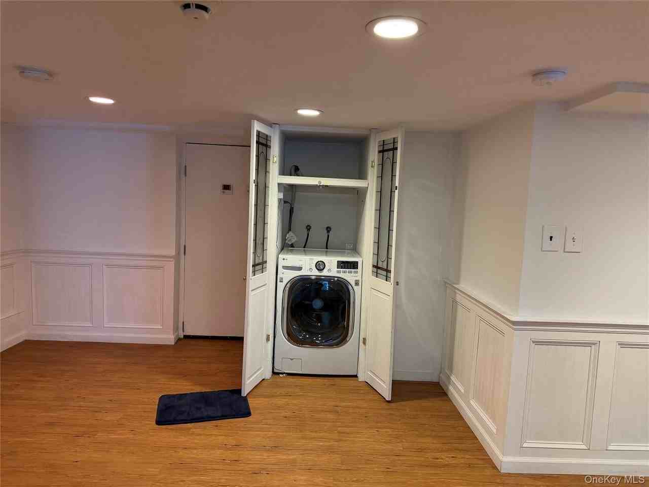 19 Laurel St - Photo 2 of 13
